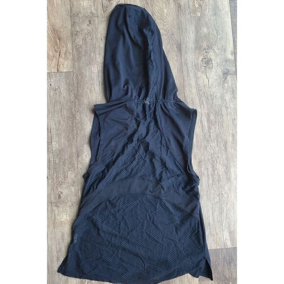 Marika Matrix Sleeveless Black HoodieSMALL - Picture 5 of 5